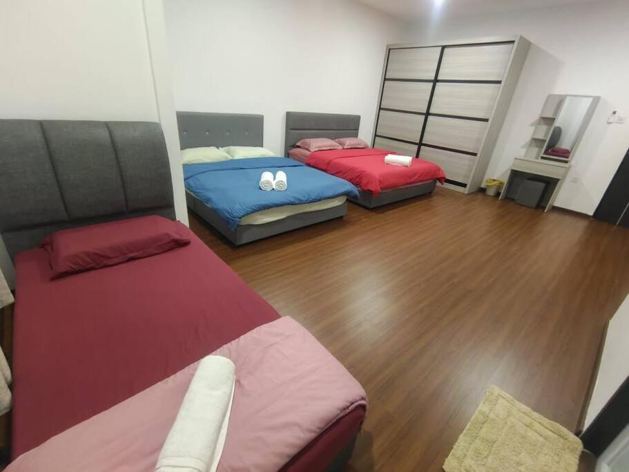 Sakura Homestay 5 Bedrooms - Spring Lopeng 14 Pax มีรี ภายนอก รูปภาพ